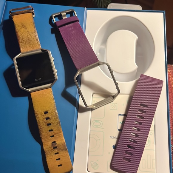 Fitbit blaze - good, used condition, two straps - Picture 6 of 11